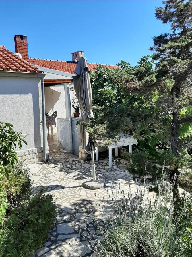 Apartman Ljubica Apartment *